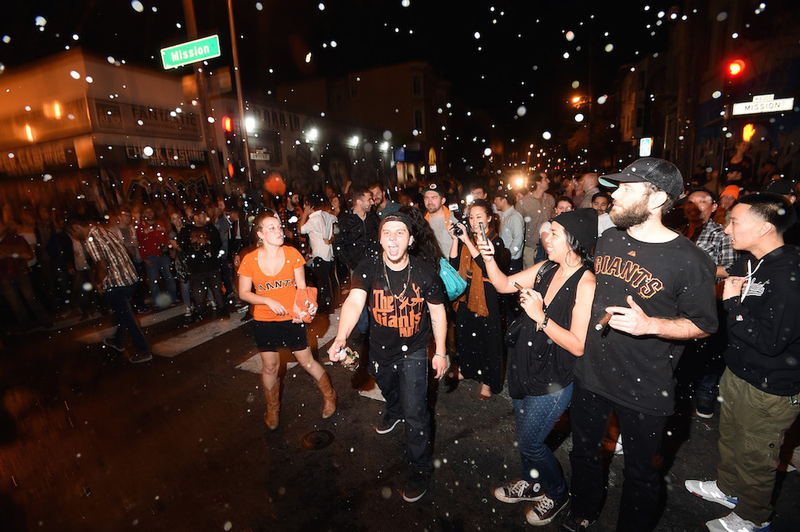 Illustration for article titled San Francisco Brings Fire And Fistfights To World Series Celebrations